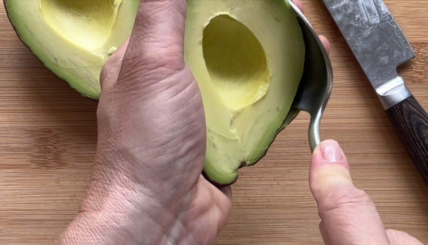 Avocado Löffel Auslösen