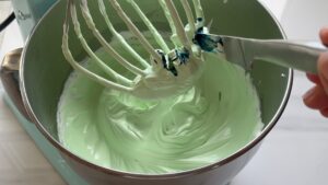 Lebensmittelfarbe Blau Abstreichen