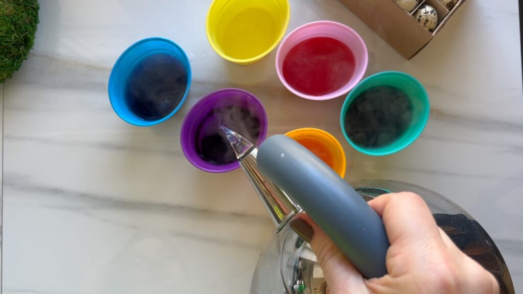 Eierfarbe Heißes Wasser Schälchen
