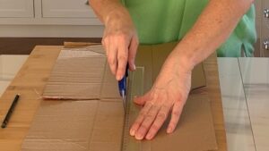 Karton Tiefe Kürzen Einritzen Messer