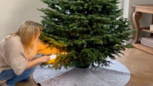 Christbaum Lichterkette Unten Baum Verlegen