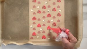 Rote Herzchen Ausfuellen