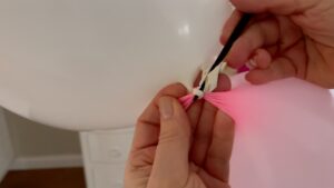 Luftballons Paar Staebchen Knoten Stecken
